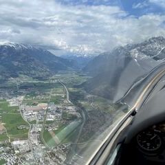 Flugwegposition um 12:16:55: Aufgenommen in der Nähe von Lienz, Österreich in 1544 Meter